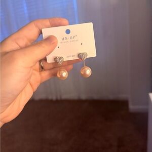 Heart and pearl Earrings